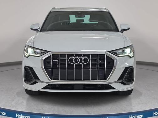 Glacier White Metallic 2022 Audi Q3 45 S line Premium