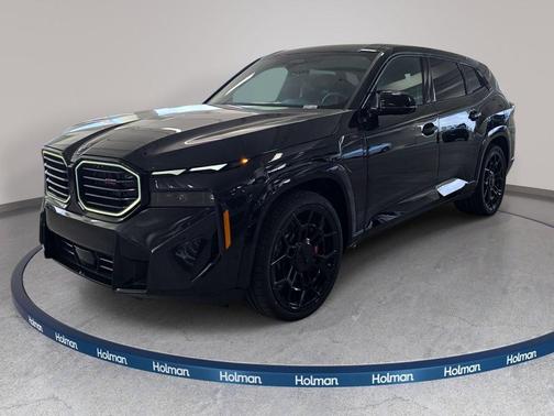 Black Sapphire Metallic 2026 BMW XM LABEL