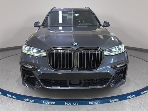 Arctic Gray Metallic 2021 BMW X7 M50i