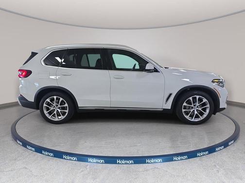 Alpine White 2023 BMW X5 xDrive40i