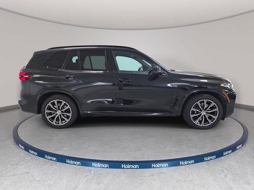 Black Sapphire Metallic 2024 BMW X5 xDrive40i