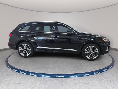 2023 Audi Q7 55 Premium Plus