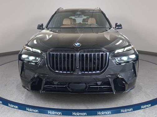 Black Sapphire Metallic 2026 BMW X7 xDrive40i
