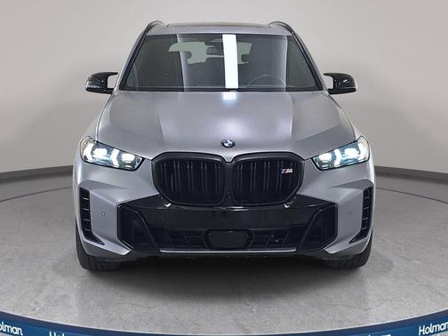 Metallic 2024 BMW X5 M60i