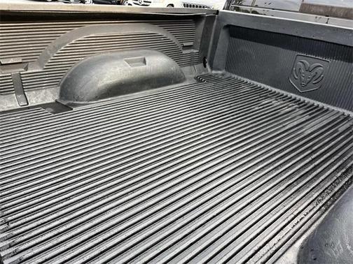 2013 RAM 1500 SLT