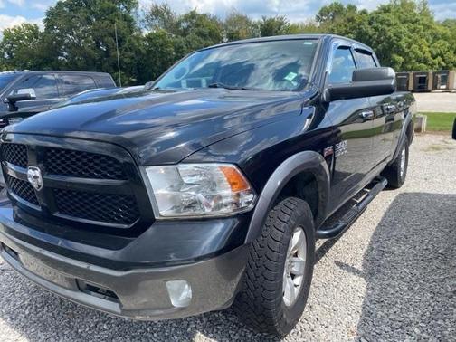 2013 RAM 1500 SLT