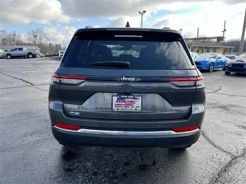 2024 Jeep Grand Cherokee Laredo