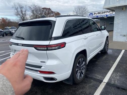 2024 Jeep Grand Cherokee Overland