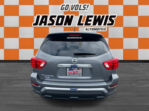 2017 Nissan Pathfinder S