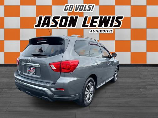 2017 Nissan Pathfinder S