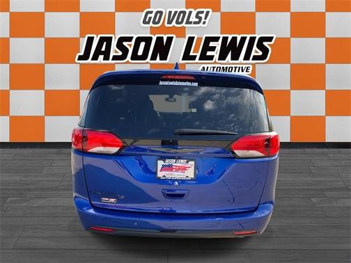 2020 Chrysler Pacifica Touring