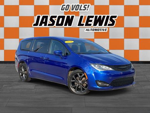 2020 Chrysler Pacifica Touring