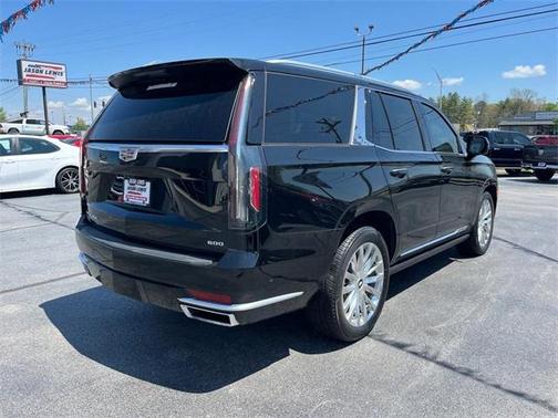 2022 Cadillac Escalade Premium Luxury