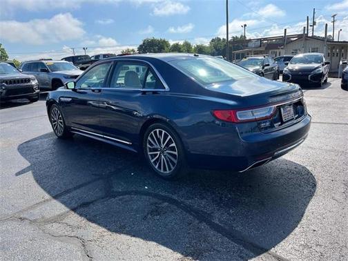 2017 Lincoln Continental Select