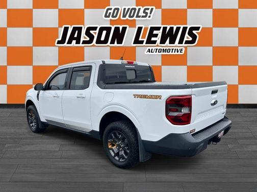 Oxford White 2024 Ford Maverick Lariat