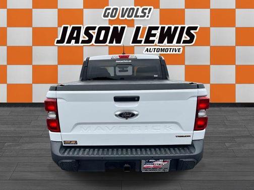 Oxford White 2024 Ford Maverick Lariat