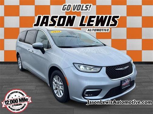 2023 Chrysler Pacifica Touring-L