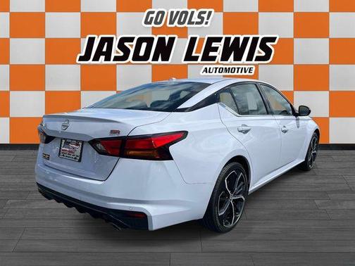 Gray Sky Pearl 2024 Nissan Altima 2.5 SR