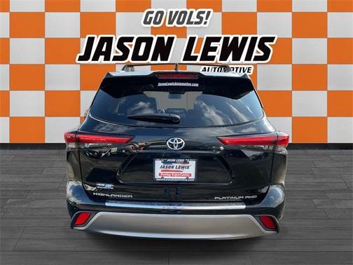 2023 Toyota Highlander Platinum