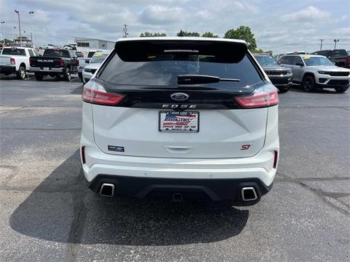 2021 Ford Edge ST