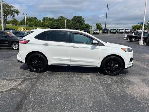 2021 Ford Edge ST