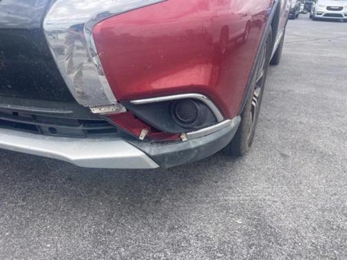 2018 Mitsubishi Outlander ES