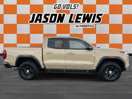 Desert Sand Metallic 2024 GMC Canyon Elevation