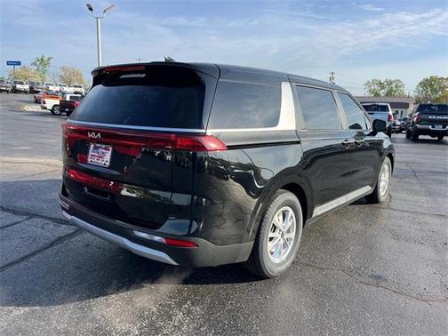 2023 Kia Carnival LX