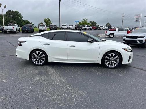 2022 Nissan Maxima Platinum