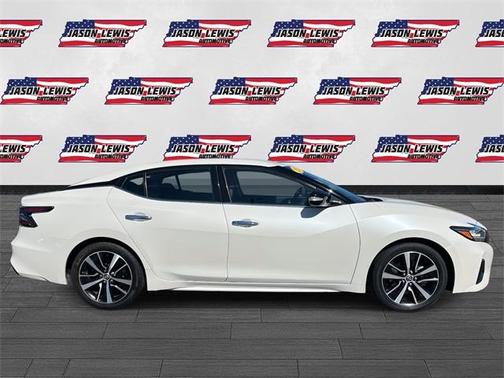 2023 Nissan Maxima SV