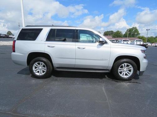Photo 2 of 32 of 2020 Chevrolet Tahoe LT