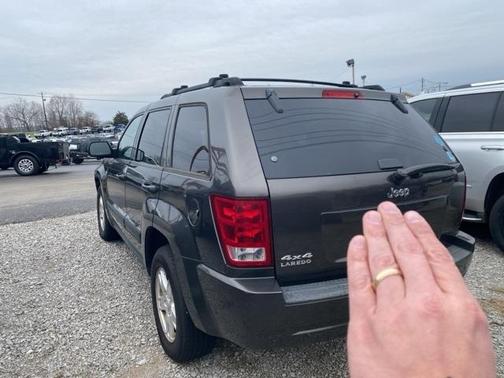 2006 Jeep Grand Cherokee Laredo
