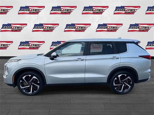 2023 Mitsubishi Outlander SE Black Edition