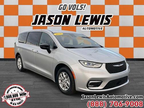 Silver Mist Clearcoat 2026 Chrysler Pacifica Select