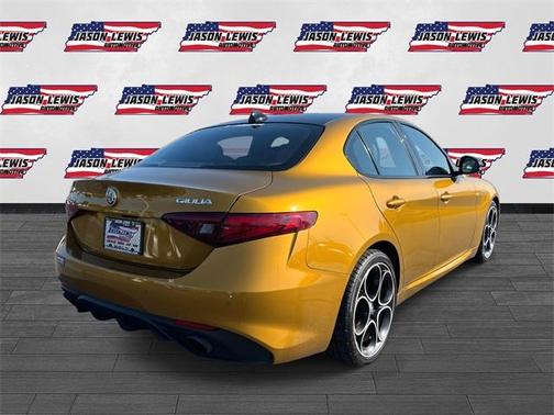 2023 Alfa Romeo Giulia Veloce