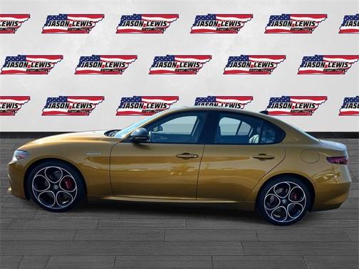 2023 Alfa Romeo Giulia Veloce