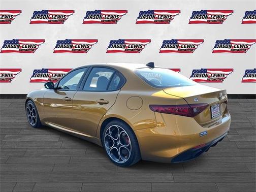 2023 Alfa Romeo Giulia Veloce