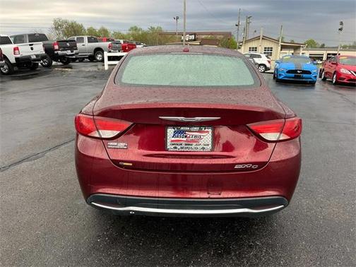 2015 Chrysler 200 C