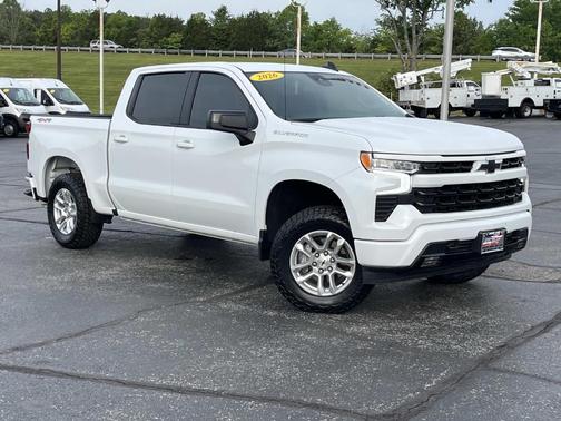 Summit White 2026 Chevrolet Silverado 1500 RST