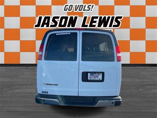 2022 Chevrolet Express 3500 LT