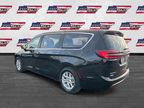 2024 Chrysler Pacifica Touring-L