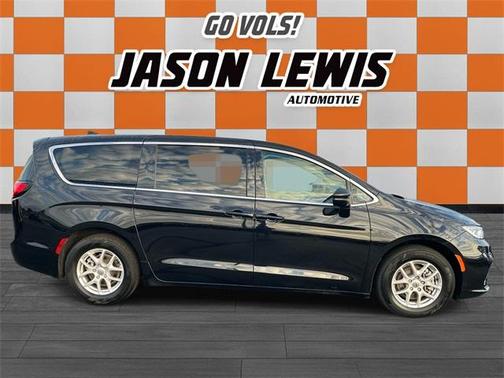 2024 Chrysler Pacifica Touring-L