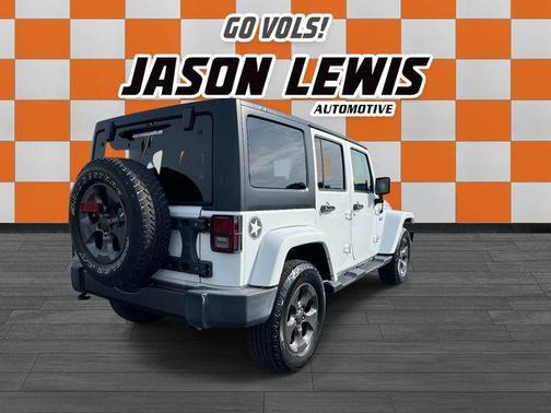 Bright White Clearcoat 2017 Jeep Wrangler Unlimited Sport