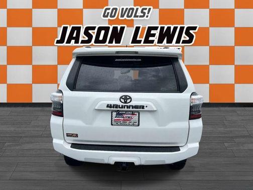 Super White 2019 Toyota 4Runner SR5