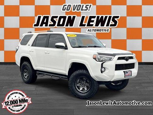 Super White 2019 Toyota 4Runner SR5