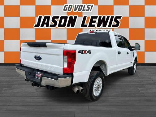Oxford White 2018 Ford F-250 XLT