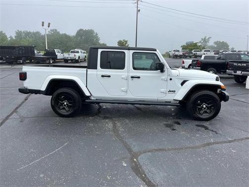 2023 Jeep Gladiator Sport