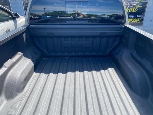 2023 GMC Canyon AT4