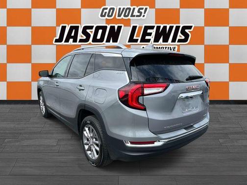 Sterling 2024 GMC Terrain SLT