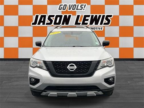 2020 Nissan Pathfinder SL